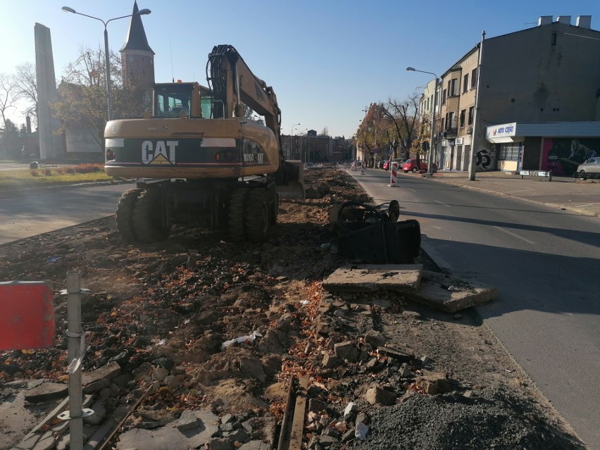 Uwaga! Od 3 listopada zamknięty kolejny odcinek ulicy w centrum Pabianic. Będą utrudnienia ZDJĘCIA