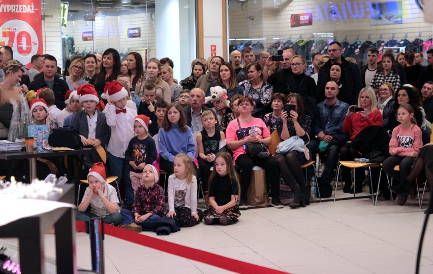 Koncert świąteczny w Centrum Handlowym "Alfa" w Grudziądzu [zdjęcia]