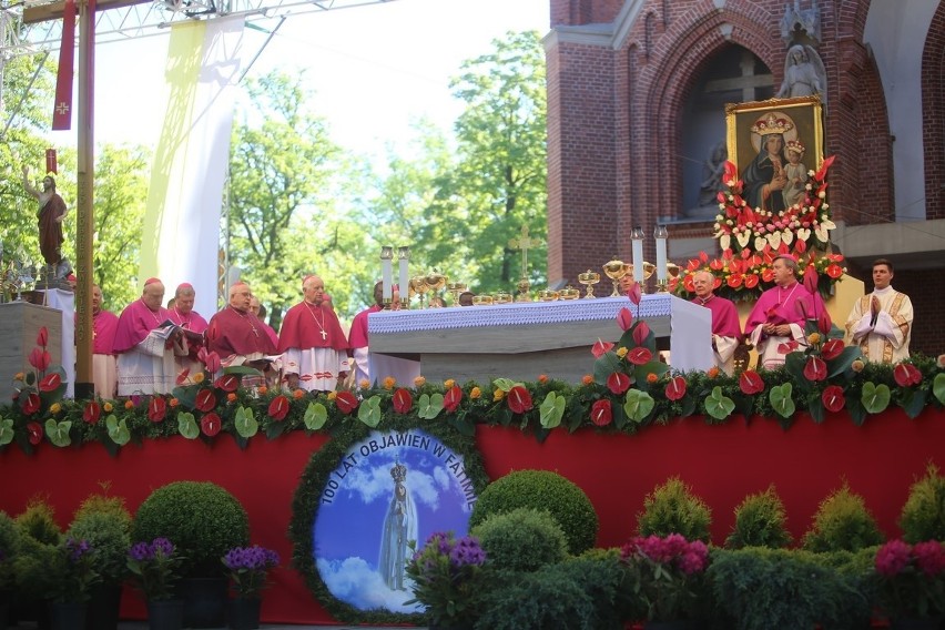 Pielgrzymka do Piekar Śląskich z prezydentem Andrzejem Dudą