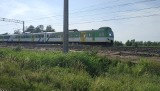 Wypadek śmiertelny pod Łowiczem. 50-letni mężczyzna zginął pod kołami pociągu