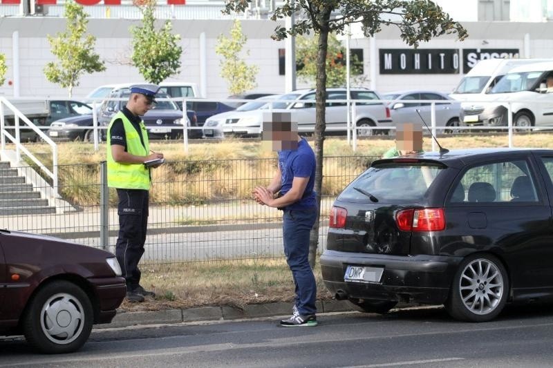 Wypadek koło Korony. Znów zderzyły się tam 4 auta (ZDJĘCIA)