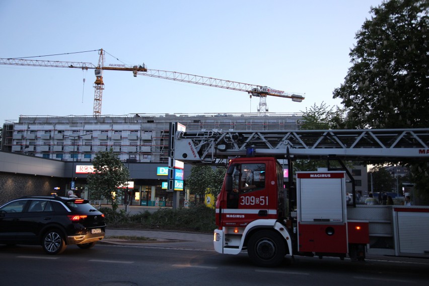 Czarny słup dymu nad Wrocławiem. Kolejny pożar (ZDJĘCIA) 