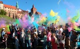Barwnie i radośnie! Festiwal Kolorów na Błoniach Nadwiślańskich w Grudziądzu. Zobacz zdjęcia