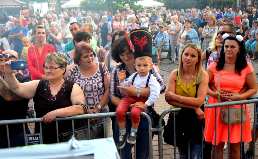 Jarmark Dominikański w Tarnobrzegu. Świetna zabawa na koncercie Libera i InoRos [ZDJĘCIA] 