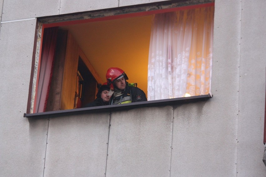Wybuch gazu w Zawierciu: Wybuch gazu w budynku przy Paderewskiego [ZDJĘCIA + WIDEO]