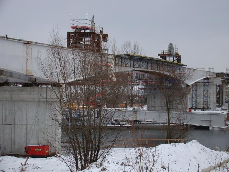 Most spiął już brzegi Wisły w Oświęcimiu w ciągu przyszłej obwodnicy miasta