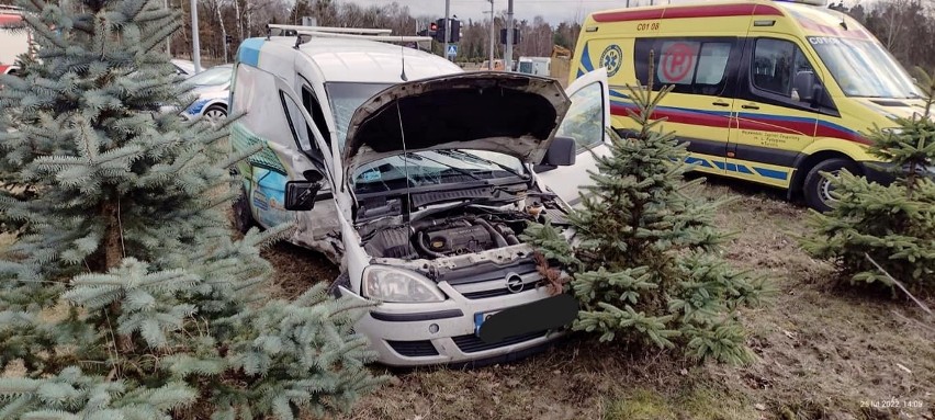 Zderzenie dwóch samochodów na Łódzkiej w Toruniu