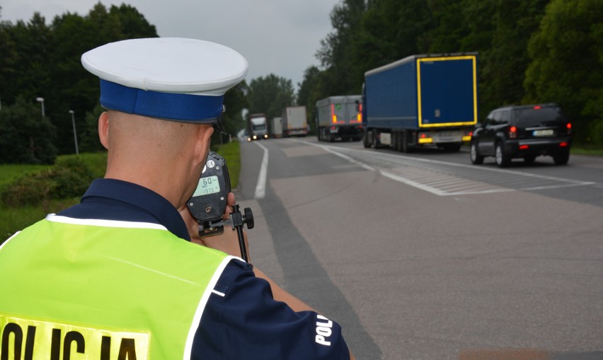 Policyjna akcja Prędkość. 1099 kierowców w województwie...