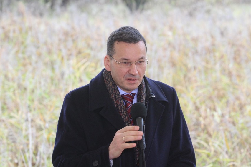 Premier Mateusz Morawiecki musi poszukać więcej pieniędzy na...