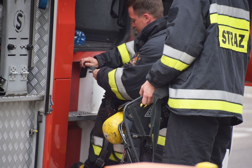 Cały personel PGE ewakuowano przed przybyciem strażaków.