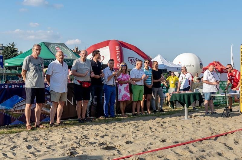 Strażacy z Opola wygrali Mistrzostwa Polski w Siatkówce Plażowej Służb Mundurowych "Twierdza Przemyśl 2019" [ZDJĘCIA]