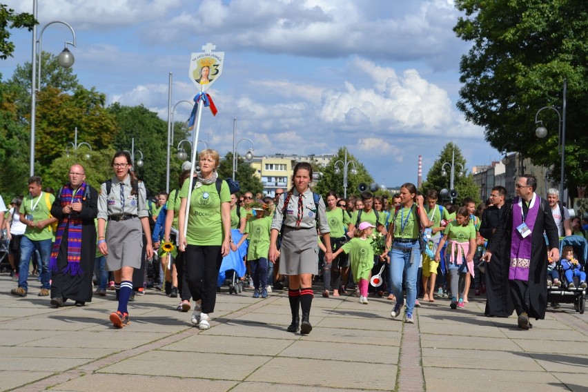 Pielgrzymka Krakowska dotarła na Jasną Górę [ZDJĘCIA]