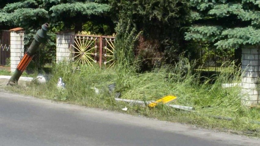 Na ulicy Majora Dobrzańskiego-Hubala opel wbił się w...