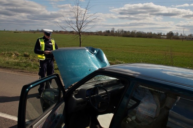 W środę 19 kwietnia doszło do poważnego wypadku. Dziewczynka, przejeżdżając na rolkach przez przejazd dla rowerów w okolicy Bierkowa, wjechała bezpośrednio pod jadący w kierunku Słupska samochód. Z bardzo poważnymi obrażeniami ciała trafiła do słupskiego szpitala. 