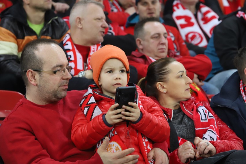 Kibice na meczu Widzew Łódź - Elana Toruń który zakończył się remisem 1:1.