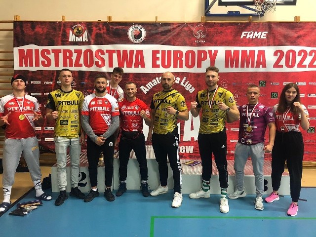 Zawodnicy Cross Fight Radom zdobyli pięć medali podczas Mistrzostw Europy Amatorskiego MMA w Teresinie.