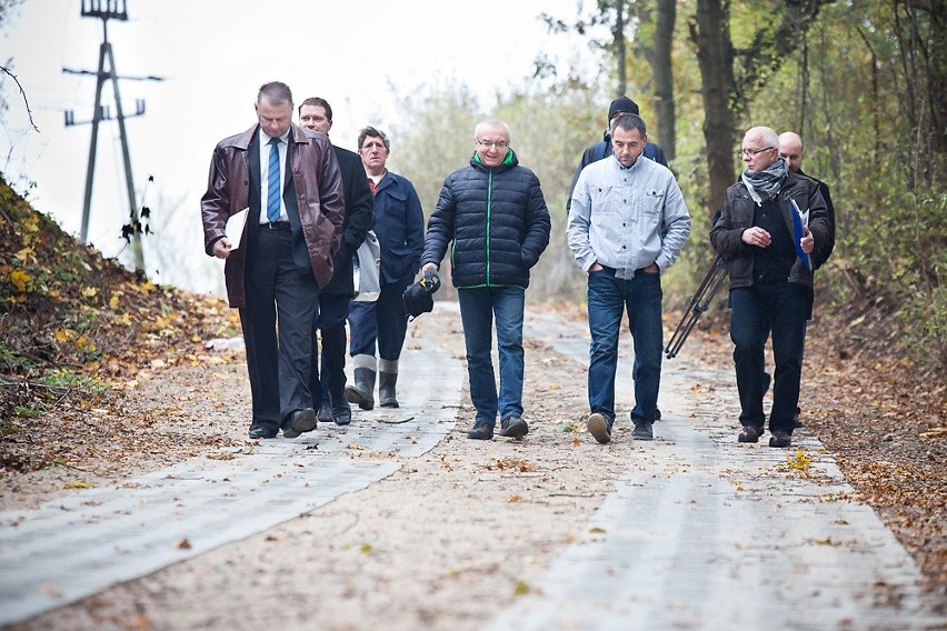 Wizja lokalna na drodze do Leśnego Kota 