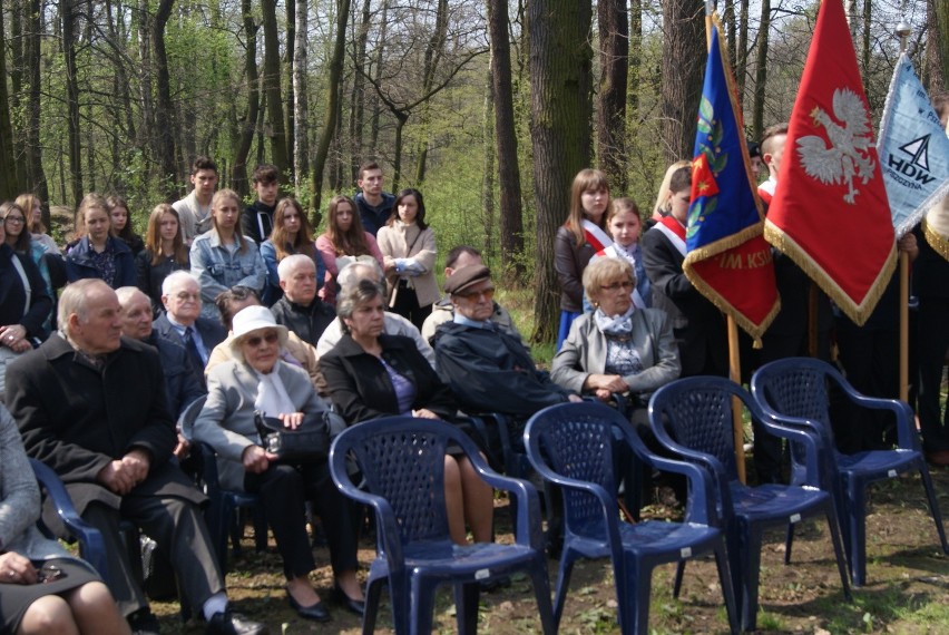 Pszczyna pamięta o Katyniu: Oddano Hołd pamięć Ofiar Zbrodni Katyńskiej 