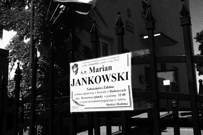 Ostatnie pożegnanie Mariana Jankowskiego w Radoszycach. Były tłumy ludzi. Zobaczcie zdjęcia
