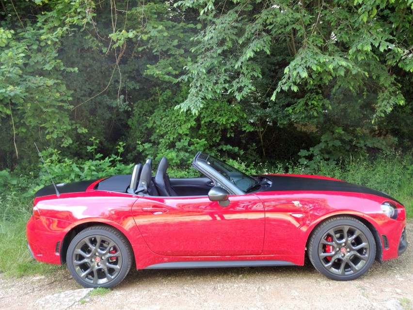 Fiat 124 Spider...