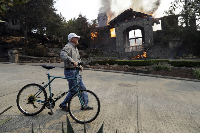 Tragiczne pożary w Kalifornii. Stan klęski żywiołowej w...