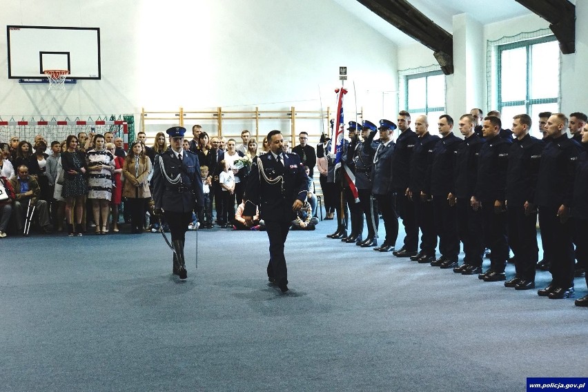 Warmia i Mazury. 31 nowych policjantów zyskała policja warmińsko-mazurska [ZDJĘCIA]