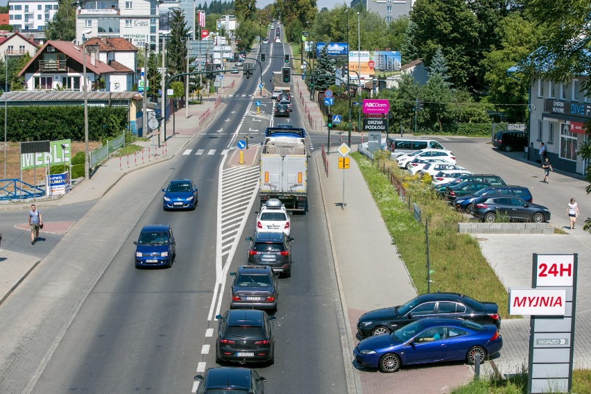 Przebudowa al. 29 Listopada. Miasto odpowiada: nie ma zagrożenia dla unijnego dofinansowania