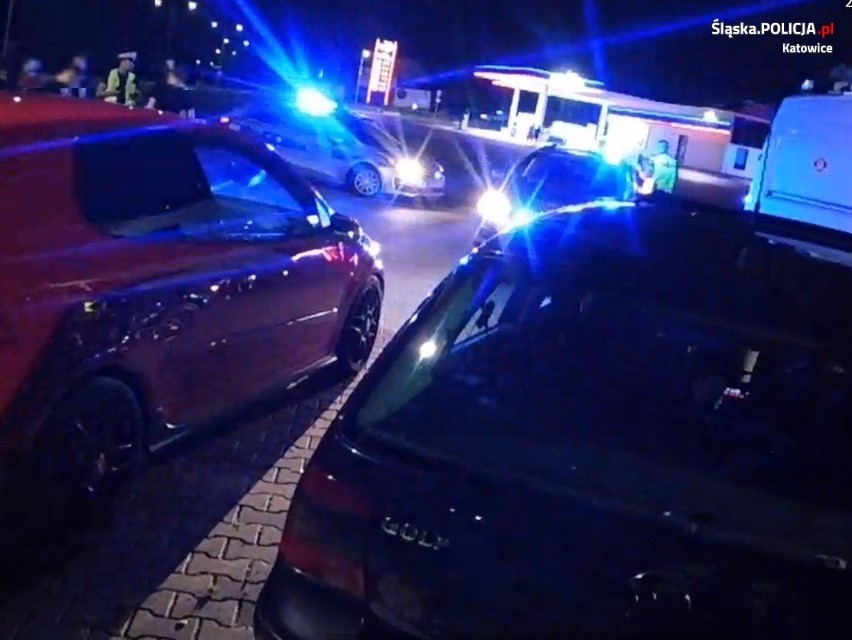 Policjanci z Katowic zapobiegli nielegalnym wyścigom....