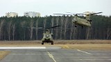 Na bydgoskim lotnisku wylądowały dwa śmigłowce Chinook [zdjęcia]