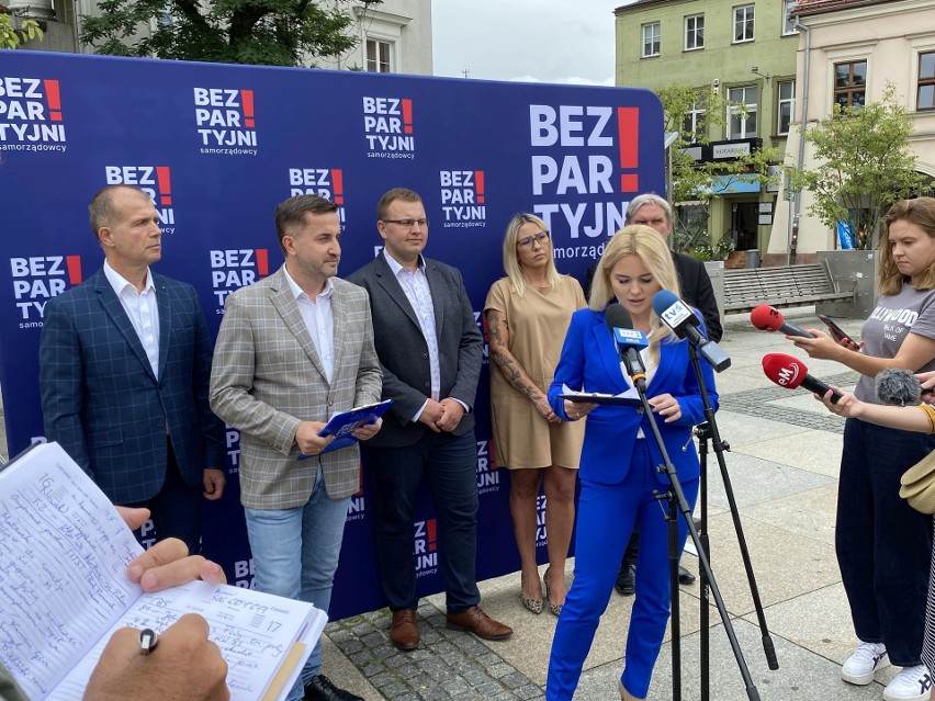 Bezpartyjni Samorządowcy przedstawili pierwszych swoich  kandydatów do Sejmu i Senatu z województwa świętokrzyskiego 