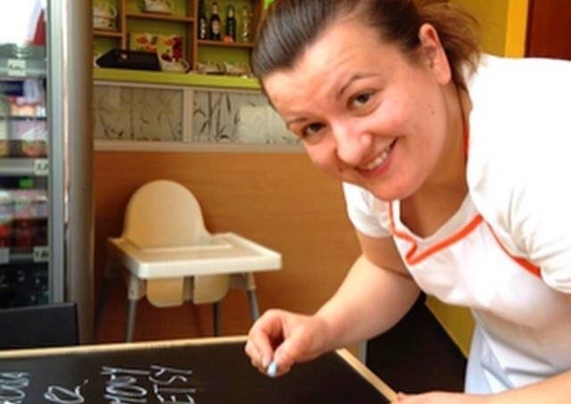 Anna Kałkus od trzech lat prowadzi swój lokal gastronomiczny „U Ani”. - Tutaj wiek nie gra roli. Nieważne ile ma się lat. Swoją ciężką pracą, każdy może odnieść sukces - zapewnia gorzowianka.