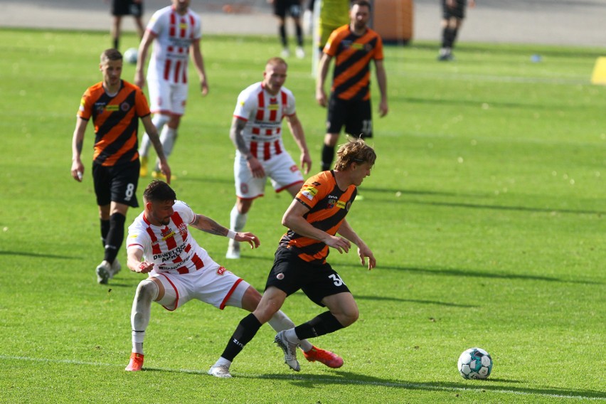 Fortuna 1 Liga. Apklan Resovia pokonała 1:0 Chrobrego Głogów i na kolejkę przed końcem sezonu zapewniła sobie utrzymanie!