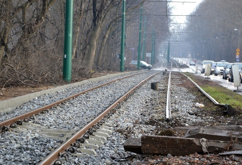 Prace przy modernizacji torowiska w Świętochłowicach są...