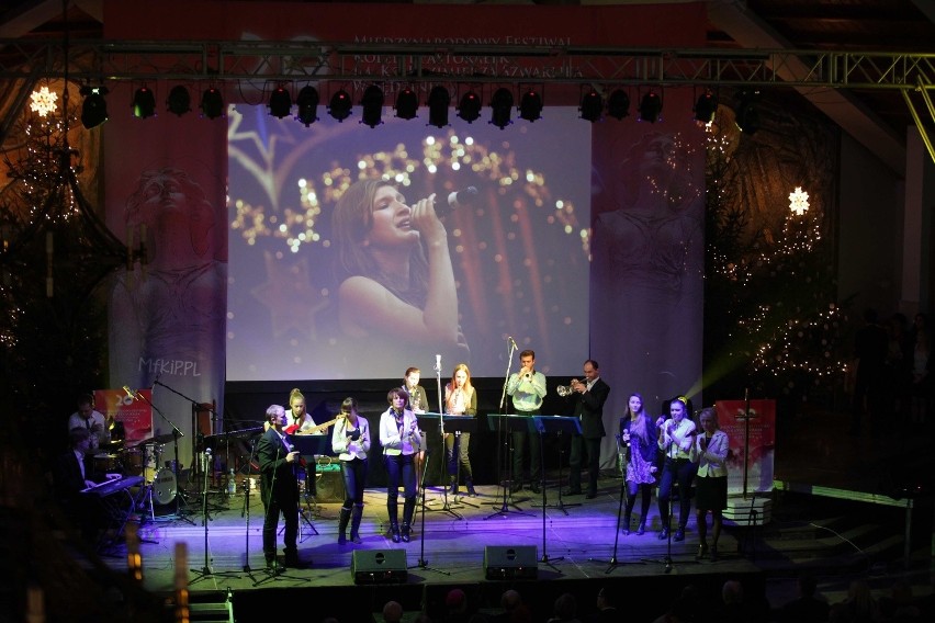 XX Międzynarodowy Festiwal Kolęd i Pastorałek. Koncert...