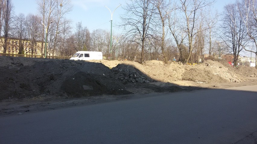 Trwa budowa ronda na Starym Sosnowcu