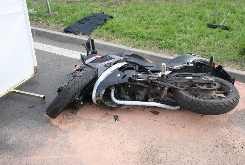 Śmiertelny wypadek motocyklisty w Bytomiu na skrzyżowaniu ul. Miarki i Katowickiej [ZDJĘCIA]