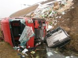 Utonięcie przyczyną śmierci kierowcy ciężarówki, która spadła z nasypu