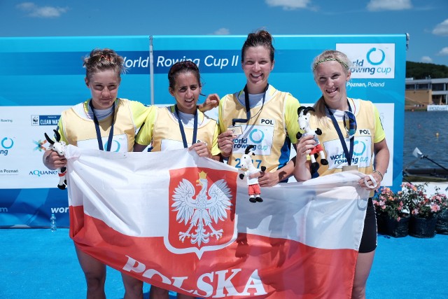 Czwórka podwójna kobiet (od lewej): Katarzyna Zillmann, Maria Springwald, Marta Wieliczko i Agnieszka Kobus w Poznaniu stanęła na najwyższym stopniu podium Pucharu Świata