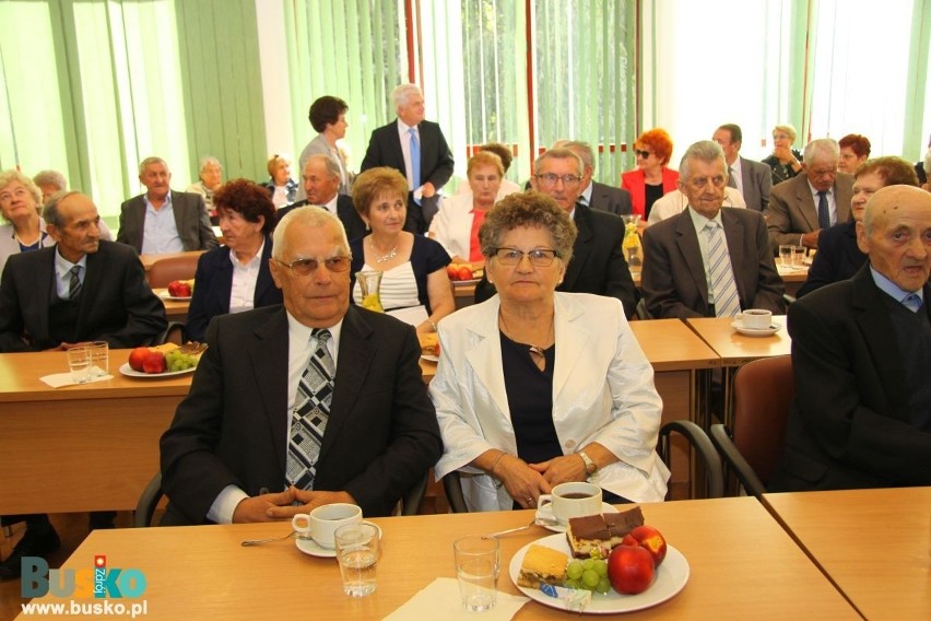 Wielkie święto 49 par w Busku-Zdroju. Przeżyli razem 50,60 i...70 lat! (DUŻO ZDJĘĆ)