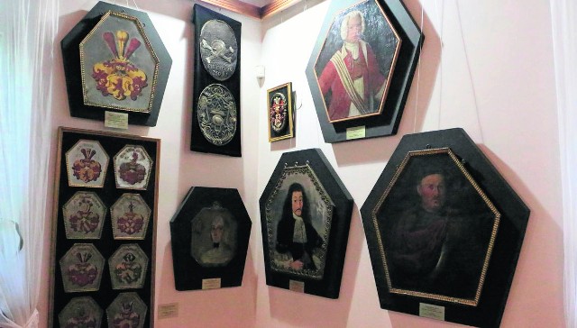Międzyrzeckie portrety trumienne to unikat i ewenement w skali całego kraju. Dawniej były łącznikiem między Polakami i Niemcami, katolikami i protestantami. Teraz są chlubą muzeum Ziemi Międzyrzeckiej.
