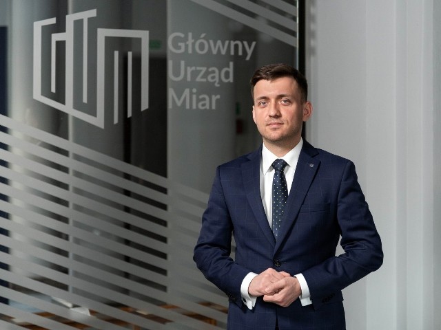 Rusza kolejna seria rekrutacji do Świętokrzyskiego Kampusu Laboratoryjnego Głównego Urzędu Miar w Kielcach. Jak informuje dyrektor generalny instytucji Piotr Ziółkowski, w tym roku urząd planuje zatrudnić dodatkowe 18 osób, które będą pracować w Kielcach.