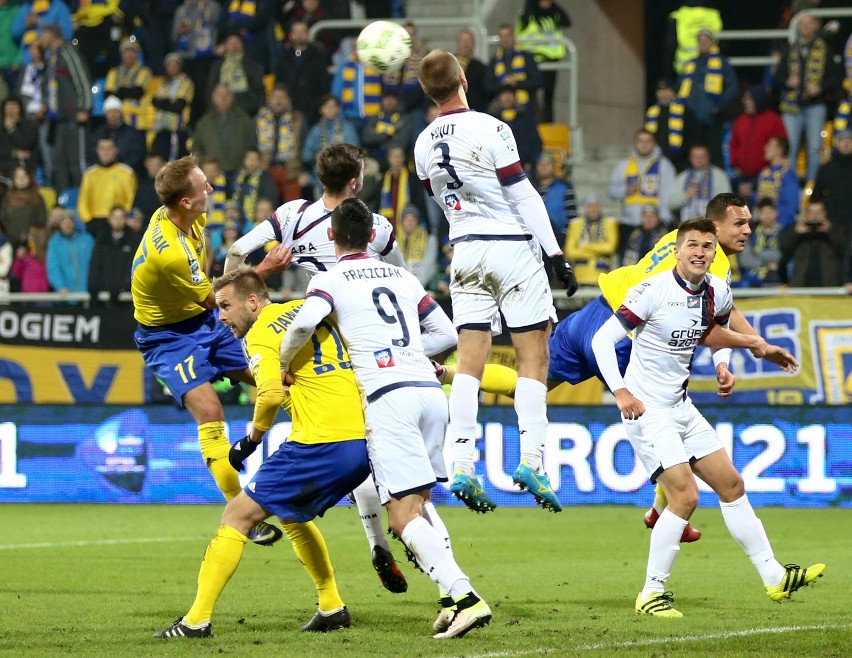 Arka Gdynia przegrała z Pogonią Szczecin 0:3