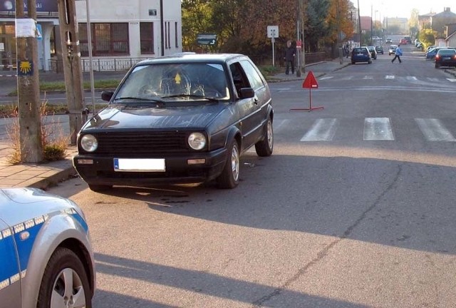 Szczegółowe okoliczności i przyczyny zaistniałego wypadku wyjaśniają sejneńscy policjanci