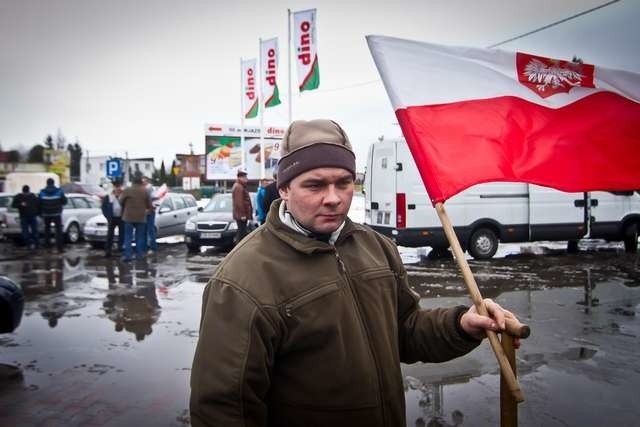 Rolnicze demonstracje w województwie to na razie jedyna widoczna oznaka niezadowolenia społecznego (Na zdjęciu protest rolników w Tryszczynie). Miejsc zapalanych w województwie jest jednak znacznie więcej...  