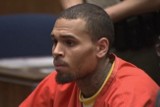 Chris Brown wyszedł z więzienia! [WIDEO]      