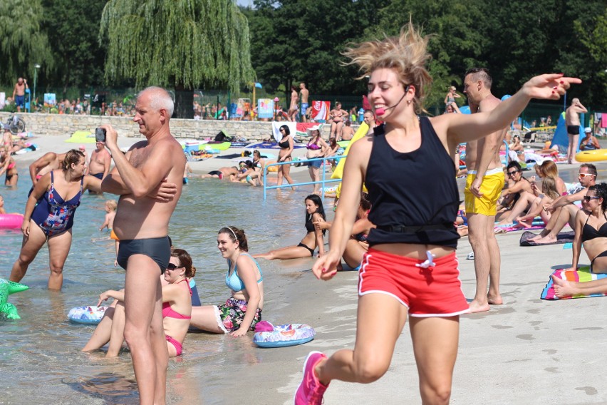 Aqua aerobik i inne atrakcje Kąpieliska Leśnego w Gliwicach ZDJĘCIA