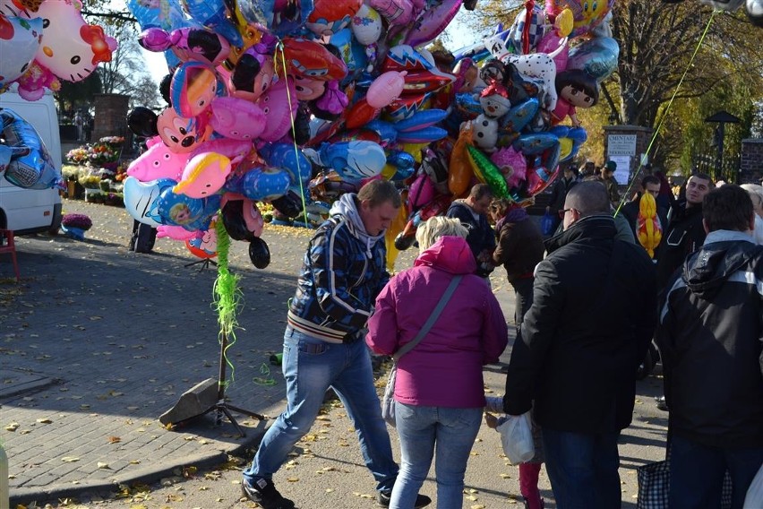 Tradycja miesza się z jarmarkiem