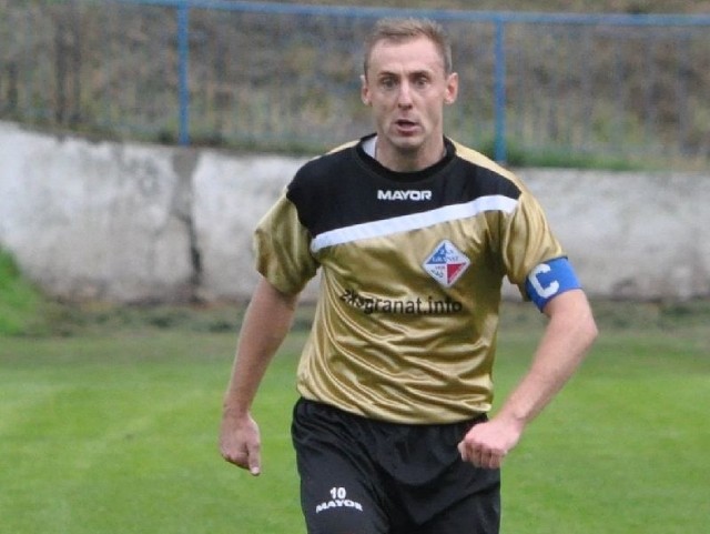 Marcin Kołodziejczyk, kapitan skarżyskiego Granatu leczy kontuzję, powinien zacząć trenować dopiero w lutym.