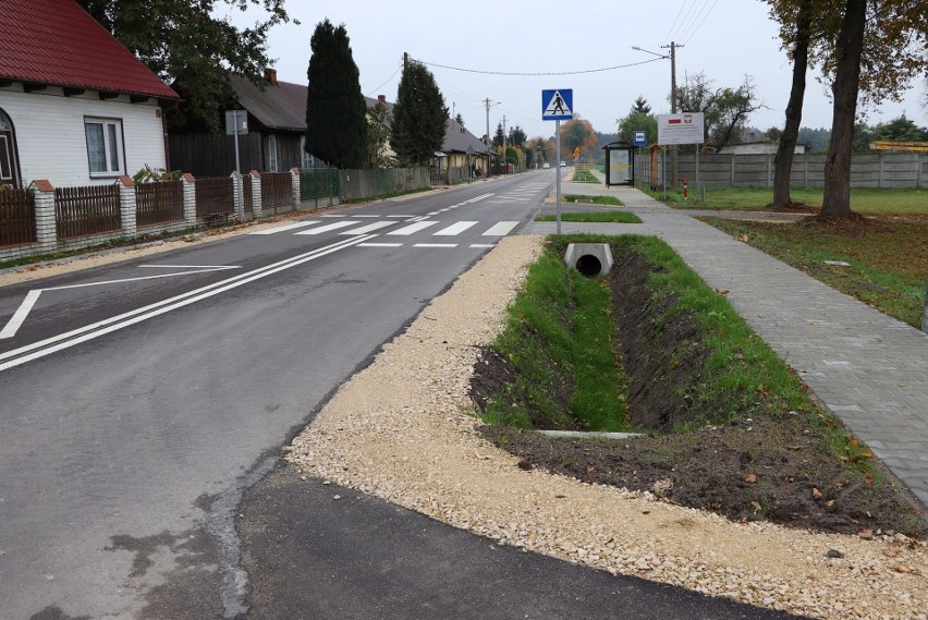 Droga powiatowa Wola Kuczkowska - Kuczków otwarta po remoncie. Standard na miarę XXI wieku 