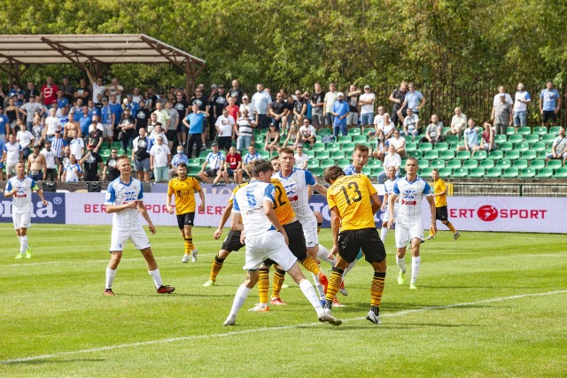 Hutnik Kraków - GKS Katowice na stadionie Garbarni